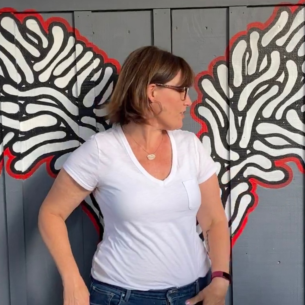 Meet your Posher, Laurie